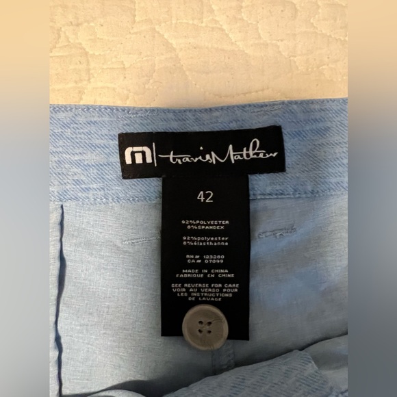 Travismathew Men’s Shorts - Picture 4 of 4